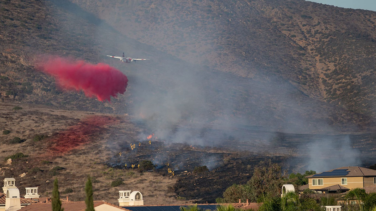 Brush Fire Sparks Next to Homes Near Mt. Miguel NBC 7 San Diego