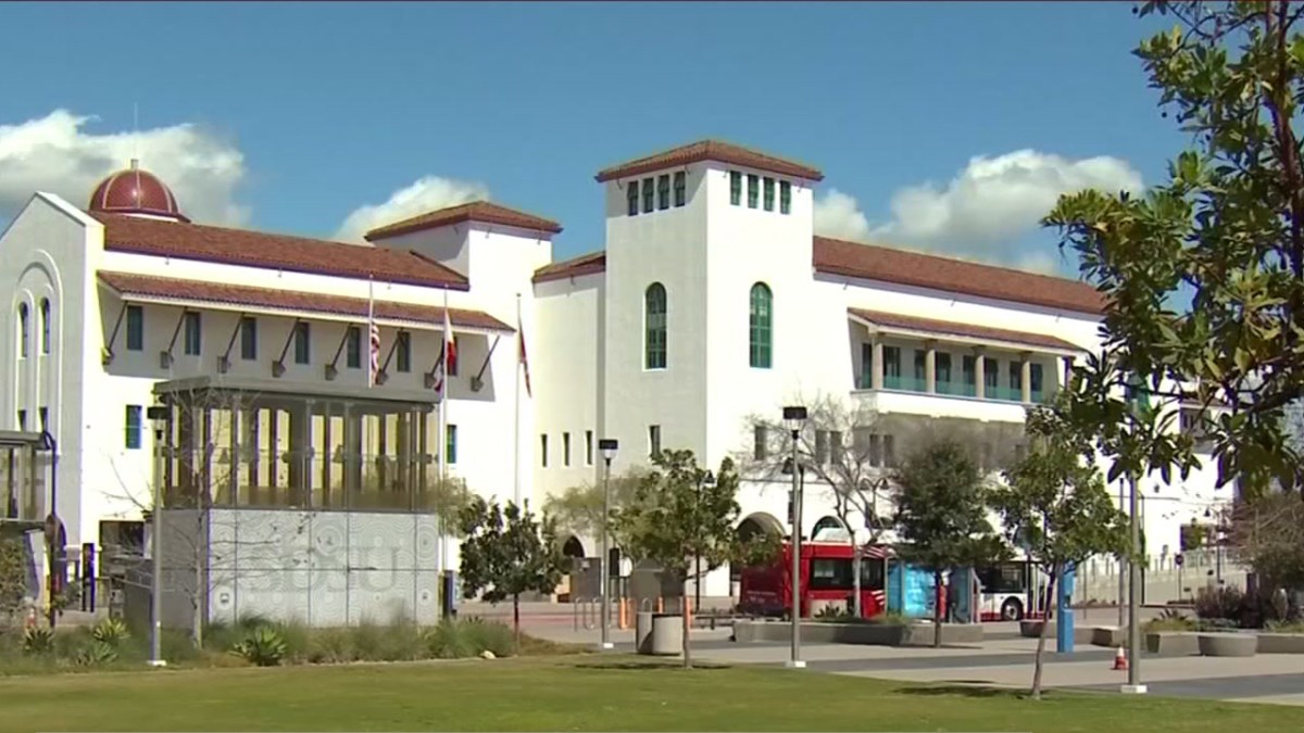 Online Courses Would Replace Classes at SD Colleges if Coronavirus