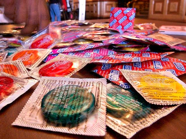 FLAVORED CONDOMS