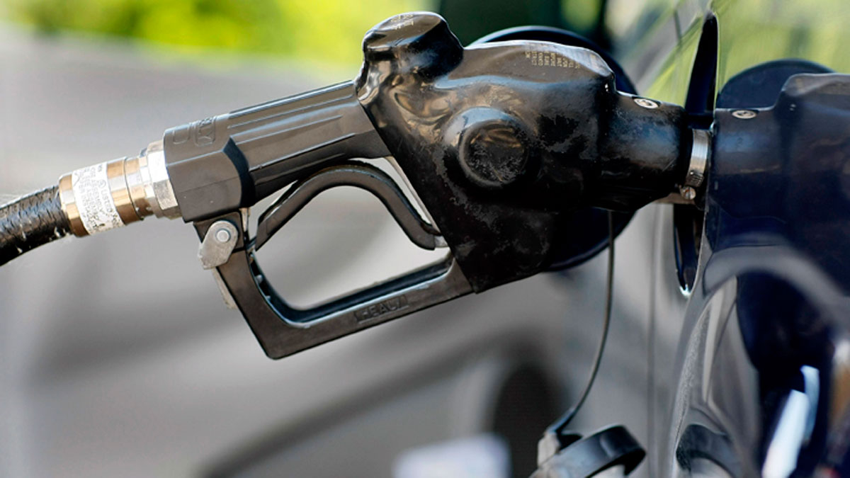 Expert Explains What's Behind San Diego's Skyrocketing Gas Prices