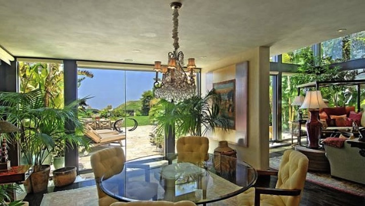 Goldie Hawn And Kurt Russell Finally Sell Longtime Malibu Beach Home Nbc 7 San Diego