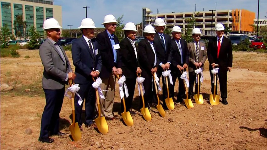 groundbreaking-UC-San-Diego-0411