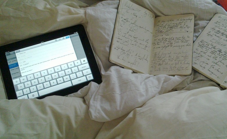 iPadBed