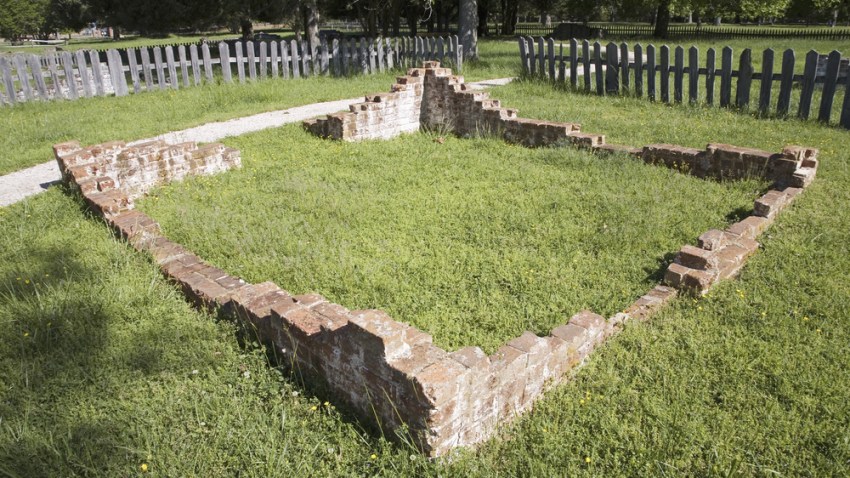 jamestown-shutterstock_106033862