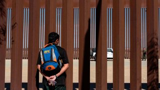 Muro fronterizo con Mexico
