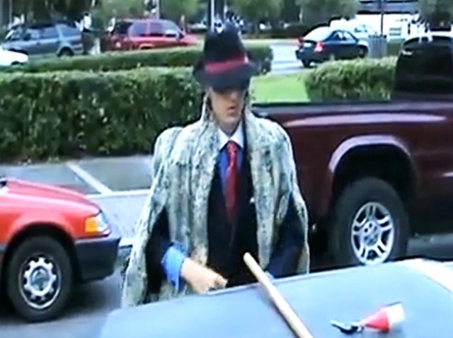 man falls into sewer1