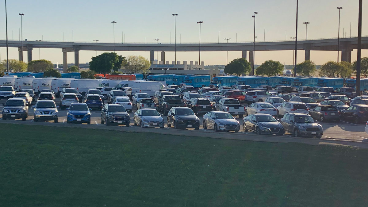 How to avoid surprise fees and high prices on rental cars this holiday season