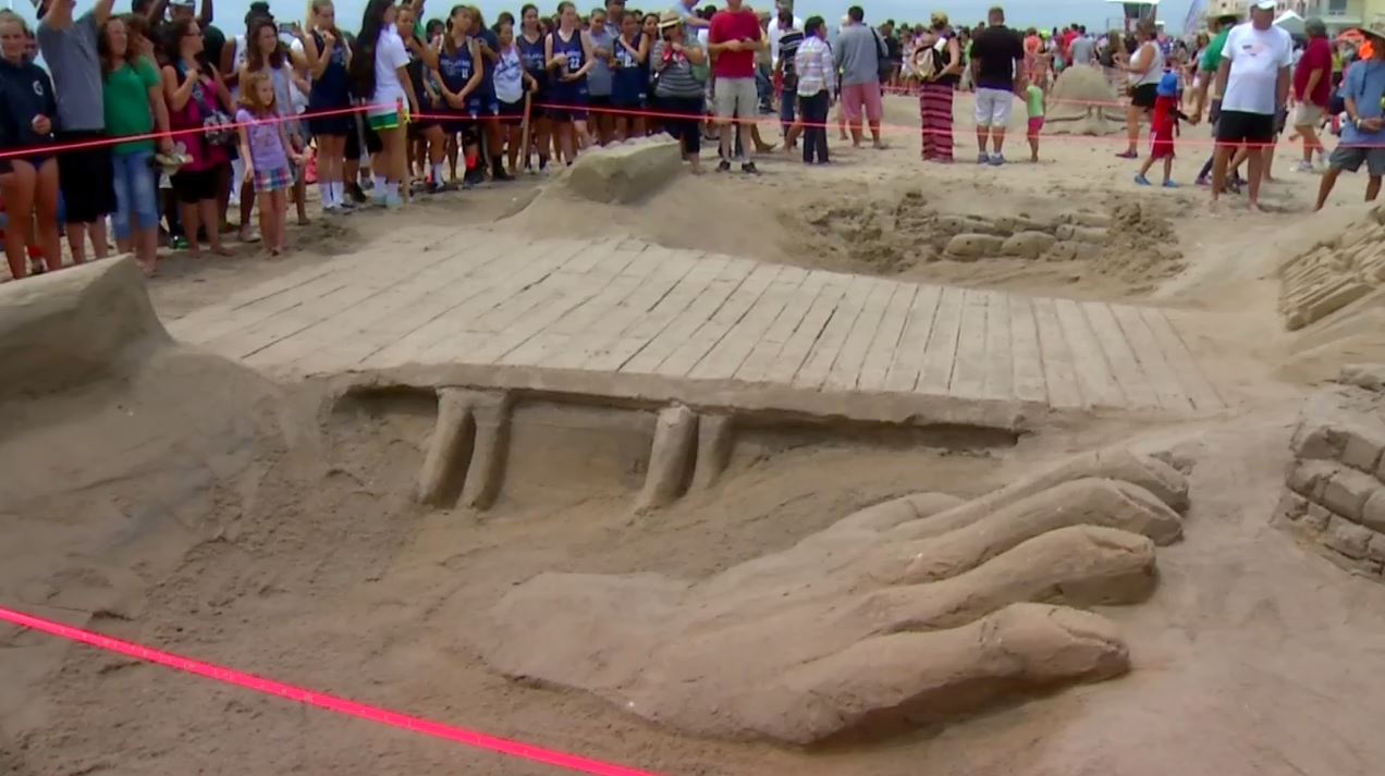 Artists Sculpting Giant Pile of Sand Into Largest Sandcastle Imperial Beach  Has Seen – NBC 7 San Diego