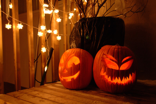 Halloween jack-o-lanterns at porch, close-up
