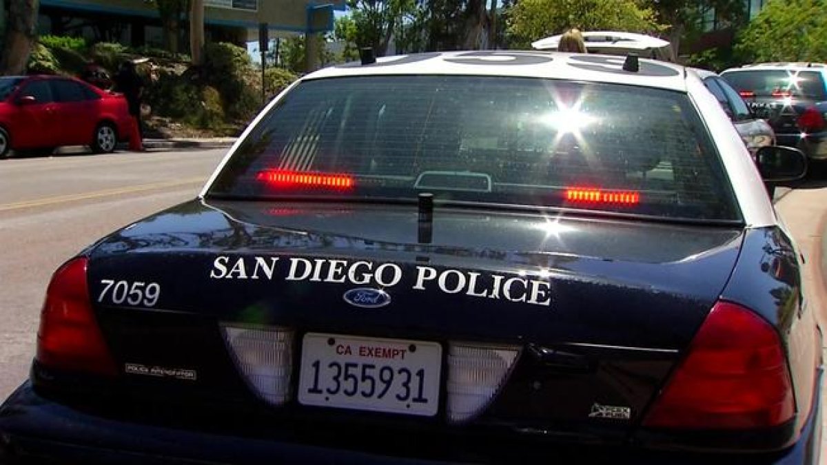 Man pinned by car in suspected DUI crash in Miramar – NBC 7 San Diego