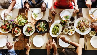 shutterstock_507639565 restaurant food eating generic shutterstock