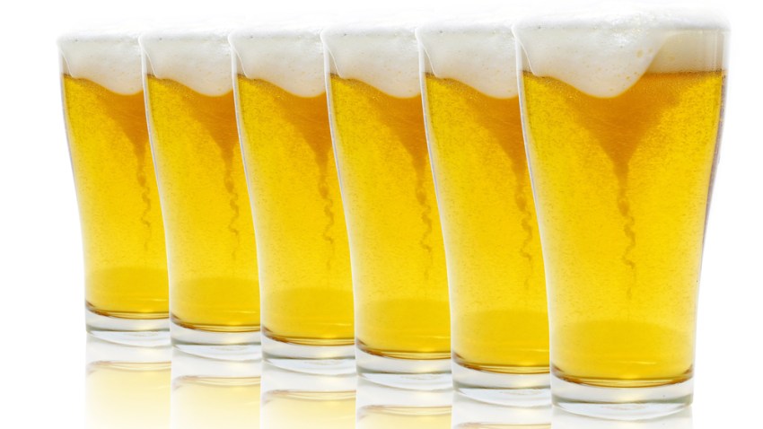beer glasses generic