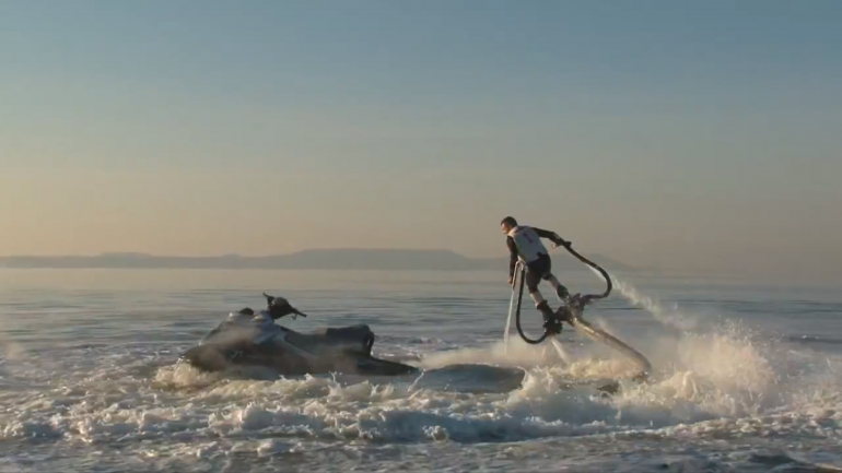 zapata-flyboard-iron-man-jet-pack-watersport-boots-2