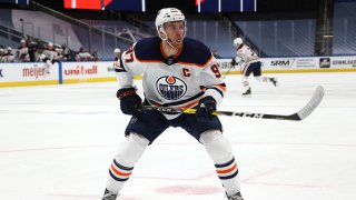 EDMONTON, ALBERTA - AUGUST 07: Connor McDavid #97 of the Edmonton Oilers skates in the first period of Game Four of the Western Conference Qualification Round against the Chicago Blackhawks at Rogers Place on August 07, 2020 in Edmonton, Alberta.