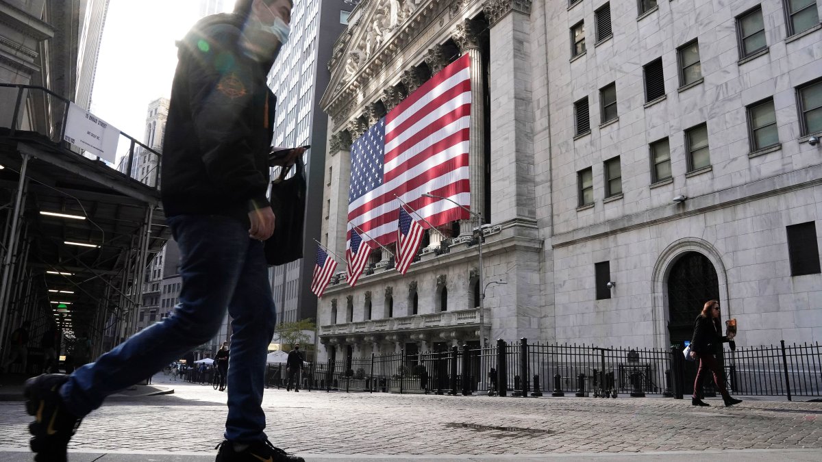 After Rapid Rate Increase to Start 2022, Investors See Benchmark 10-Year Yield Rising to 2% Soon - Vimarsana News