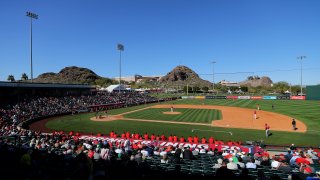 Cincinnati Reds v. Los Angeles Angels