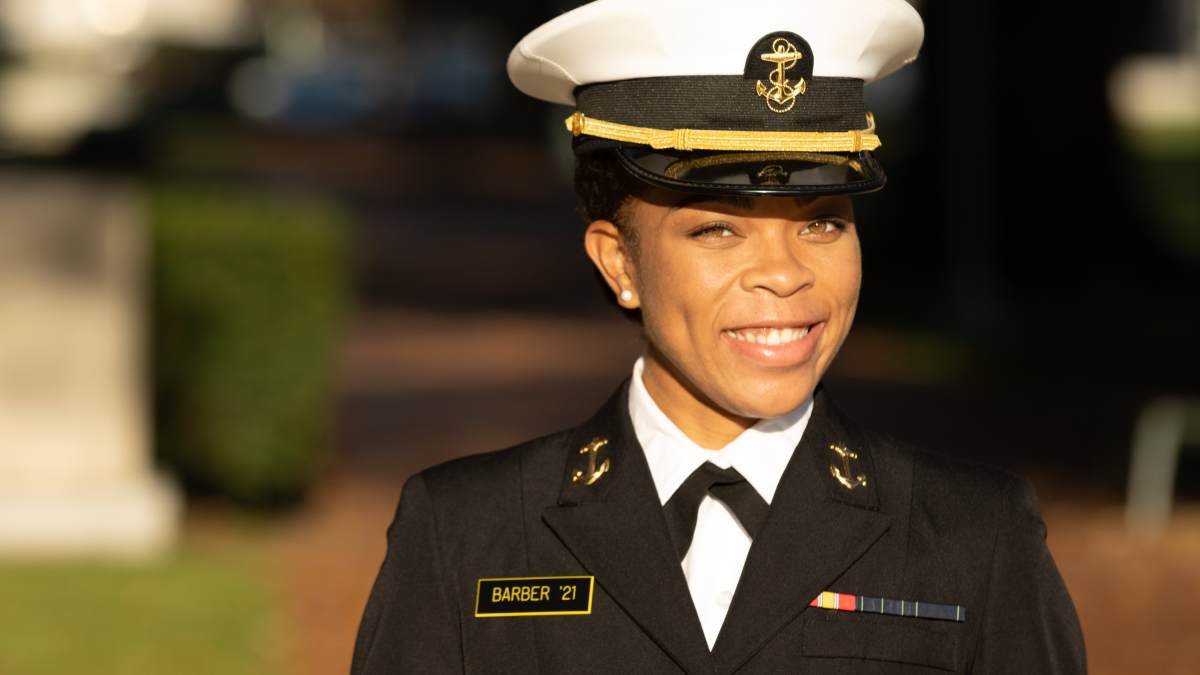 U.S. Naval Academy's First Black Woman Brigade Commander Hopes to 'Open the Door' for Those Behind Her – NBC 7 San Diego - Vimarsana News