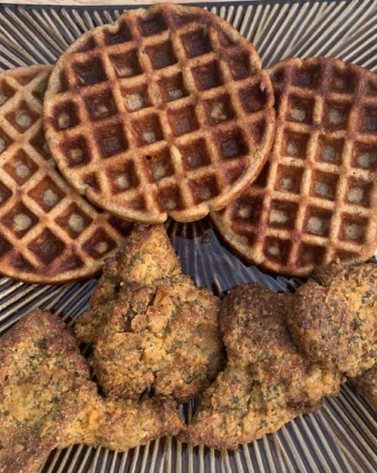 The Vegan Lion's mini wings and waffles.