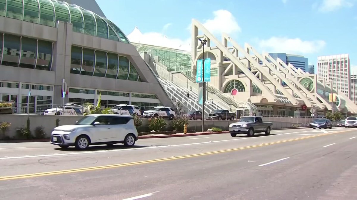 More Migrant Children Arrive at San Diego Convention Center – NBC 7 San ...