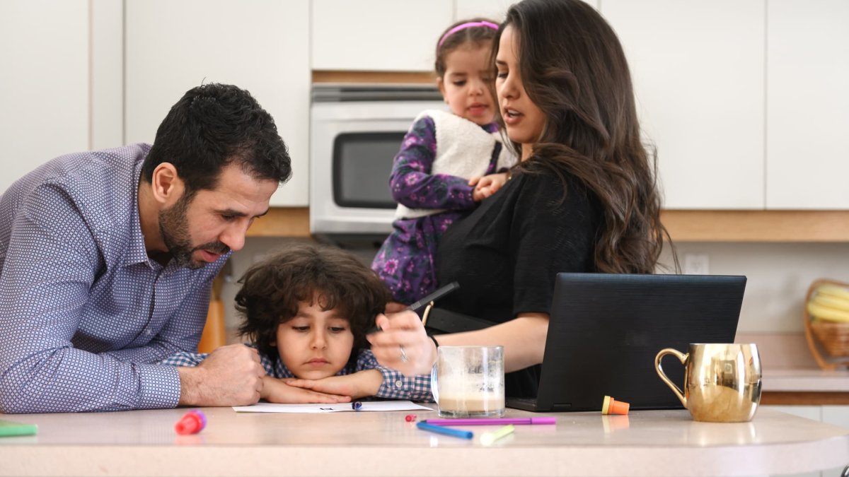 Families Are Struggling Again After Just 2 Months Without Child Tax Credit Payments - Vimarsana News