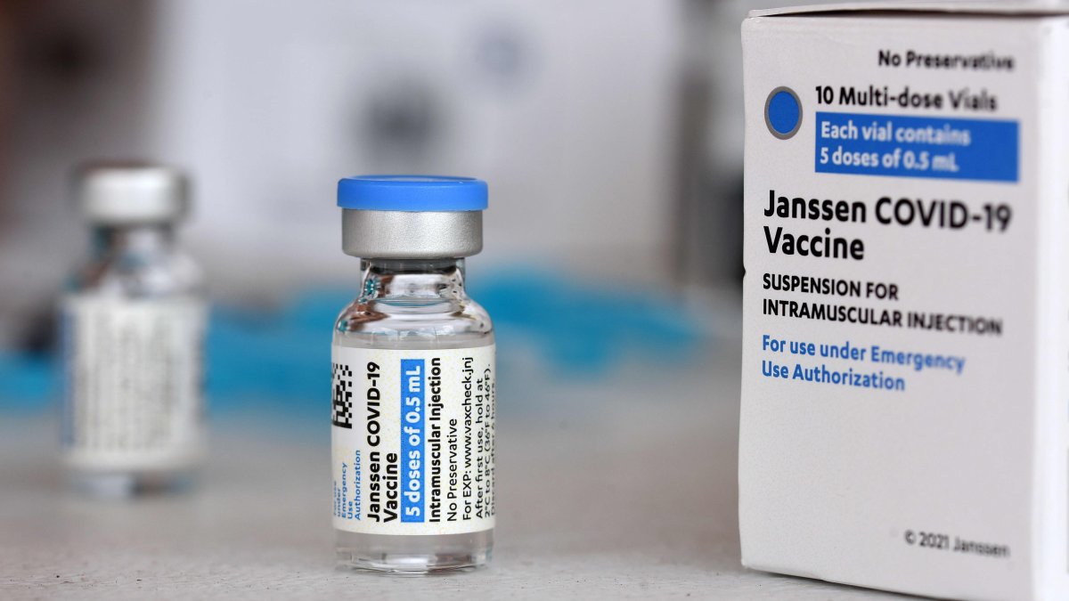FDA J&J Booster Vote Updates: Company Scientists Say Boosting at 6 Months Better Than at 2 Months; No Increase in Blood Clot Risk - Vimarsana News
