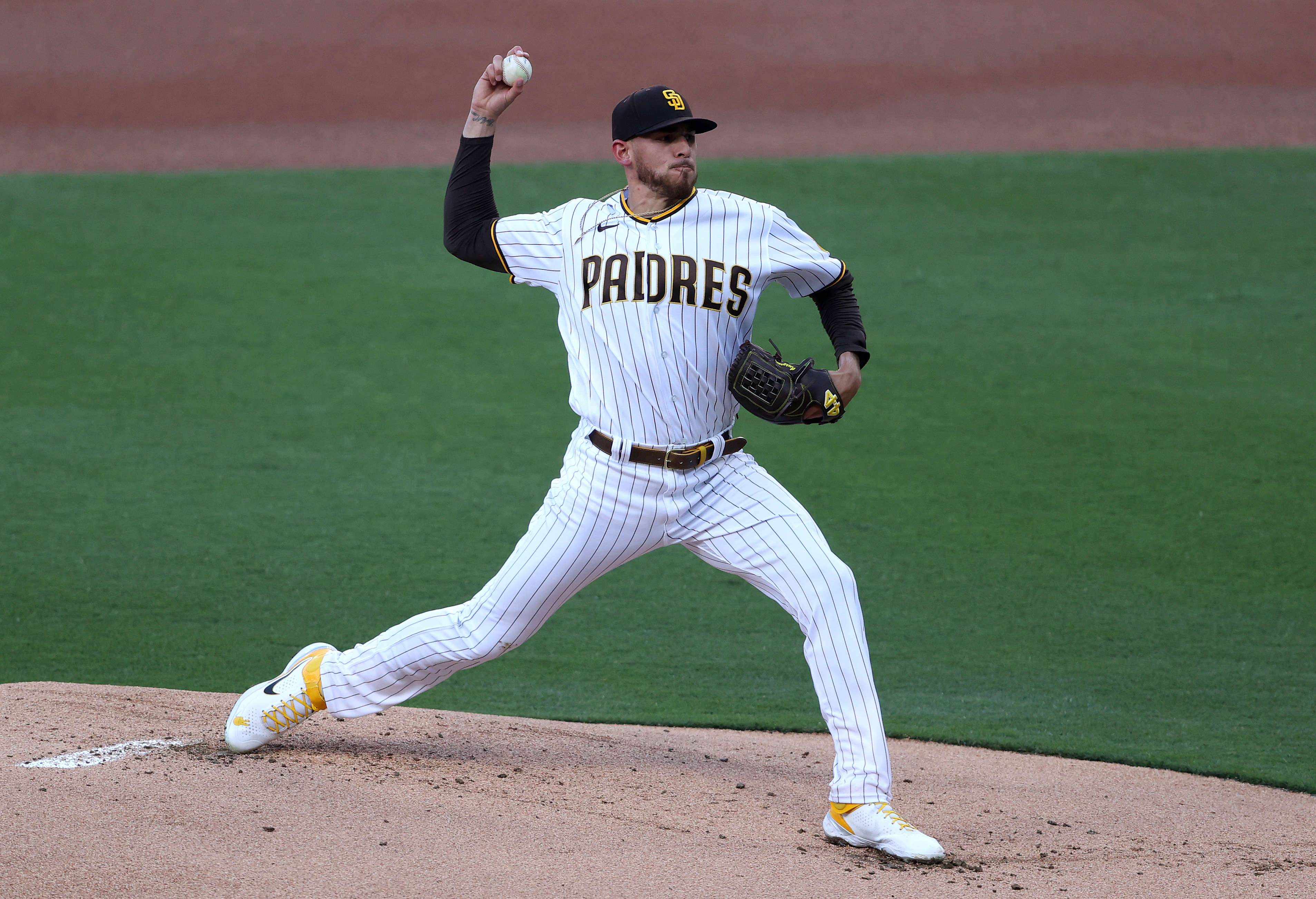 Padres Pitcher Joe Musgrove Is Celebrated In Mural At Alma Mater Grossmont  High School