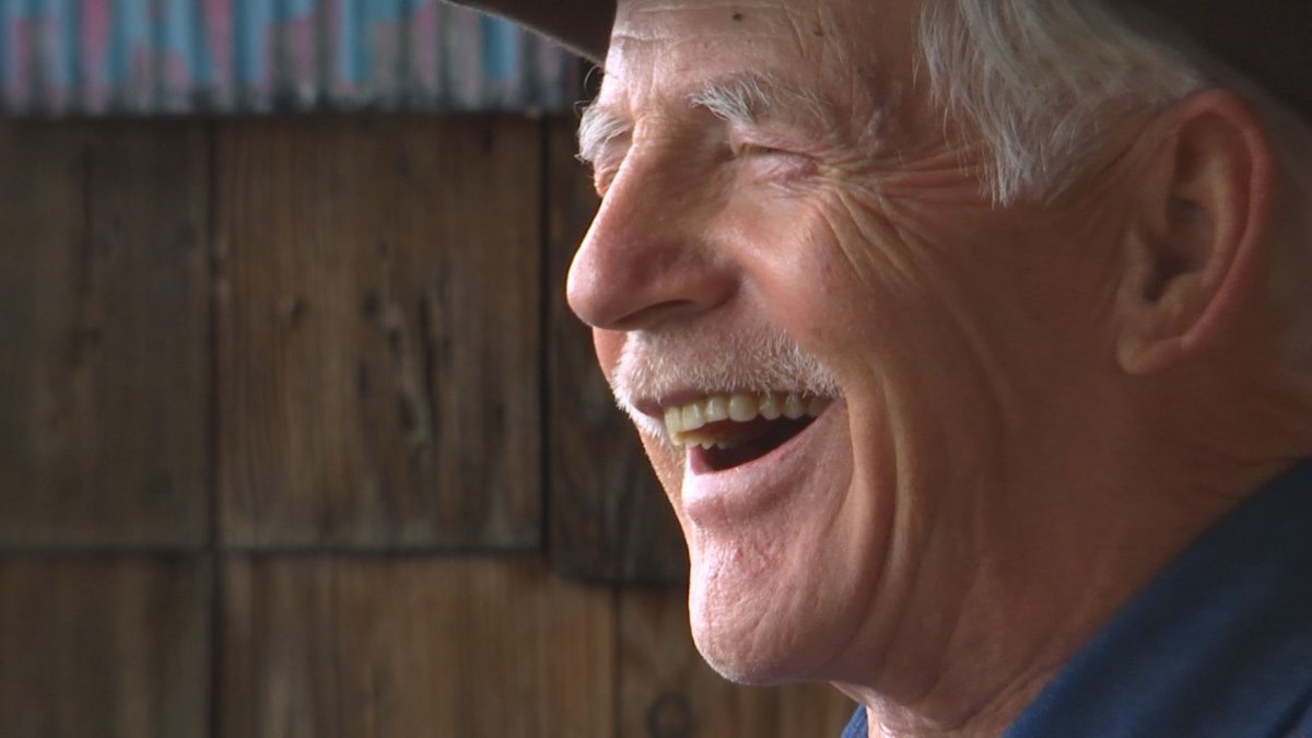 San Diegans Pay Back Famous ‘Highwayman’ with a Full Rack of Teeth