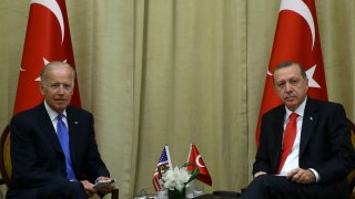 In this file photo, Turkish President Recep Tayyip Erdogan (R) meets US Vice President Joe Biden (L) in New York, United States on September 21, 2016.
