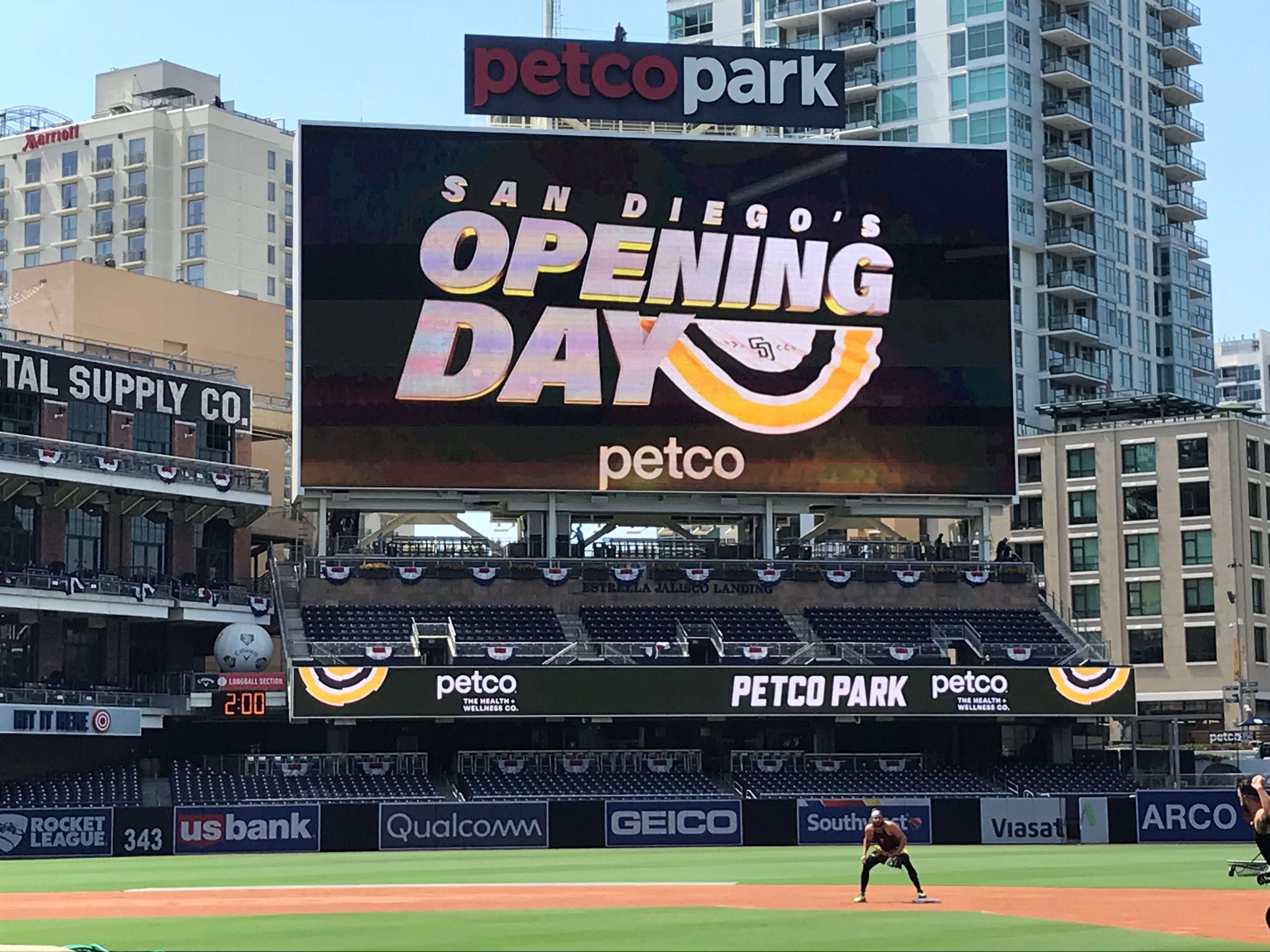 Padres to Play At Full Capacity At Petco Park For First Time Since 2019