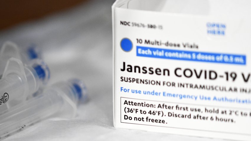 ORLANDO, FLORIDA, UNITED STATES – 2021/04/25: Syringes and a box of Johnson & Johnson vaccine are seen at the FEMA-supported COVID-19 vaccination site at Valencia State College. (Photo by Paul Hennessy/SOPA Images/LightRocket via Getty Images)