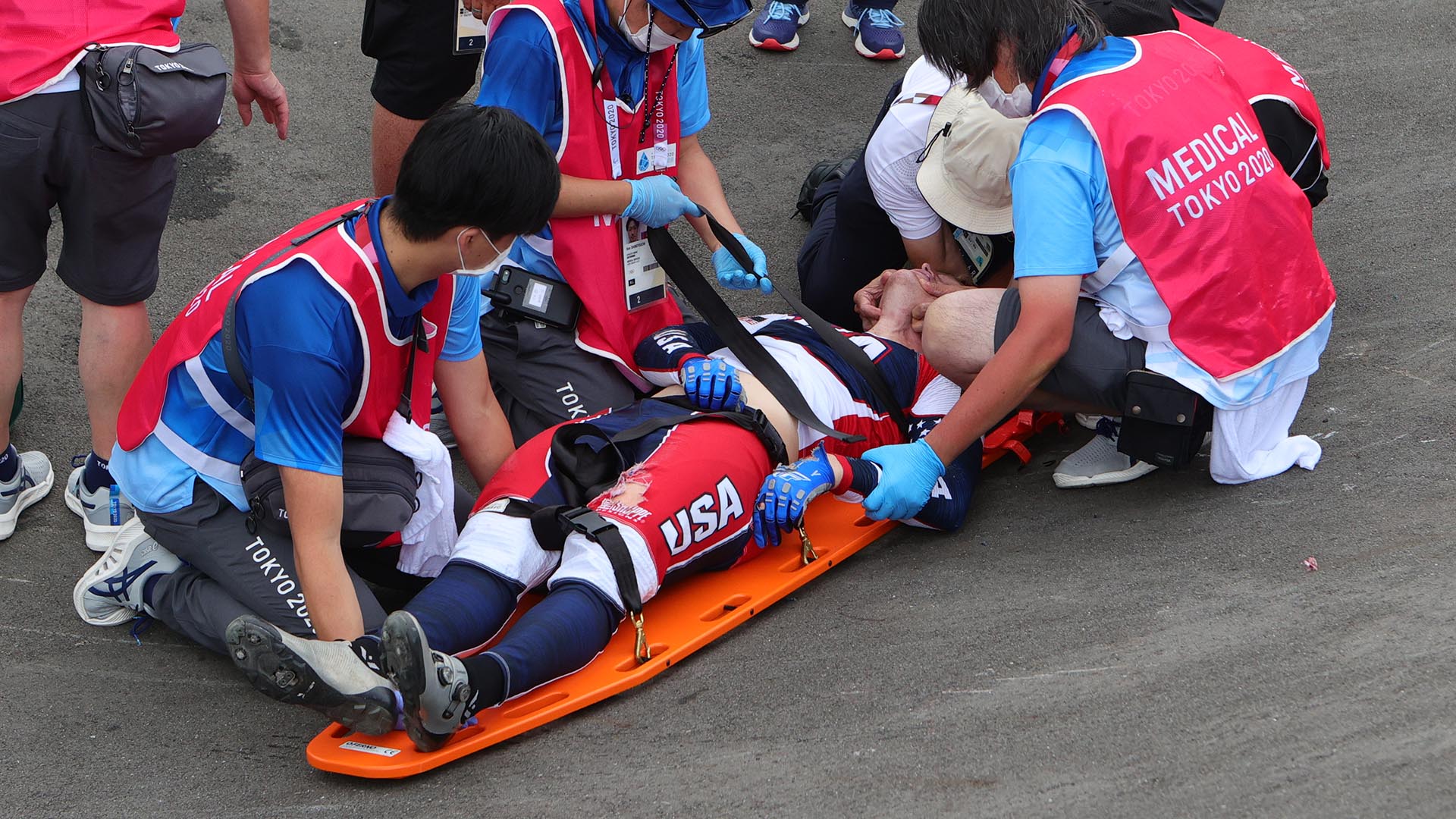 USA Cyclist Connor Fields Suffered Brain Bleed in Crash ...