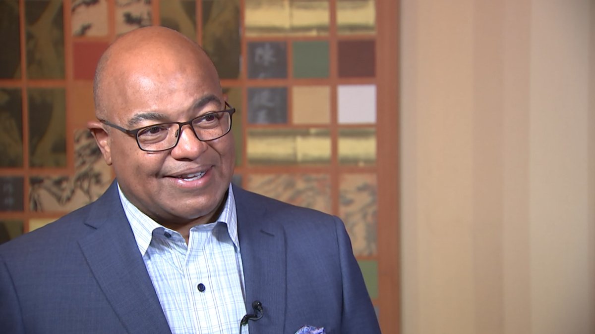 Mike Tirico Says He S Disappointed Parents Can T Be At Olympics Nbc 7 San Diego