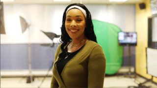 This 27-Year-Old Made $18,000 Donating Her Eggs โ โ and Used the Money to Pay for College