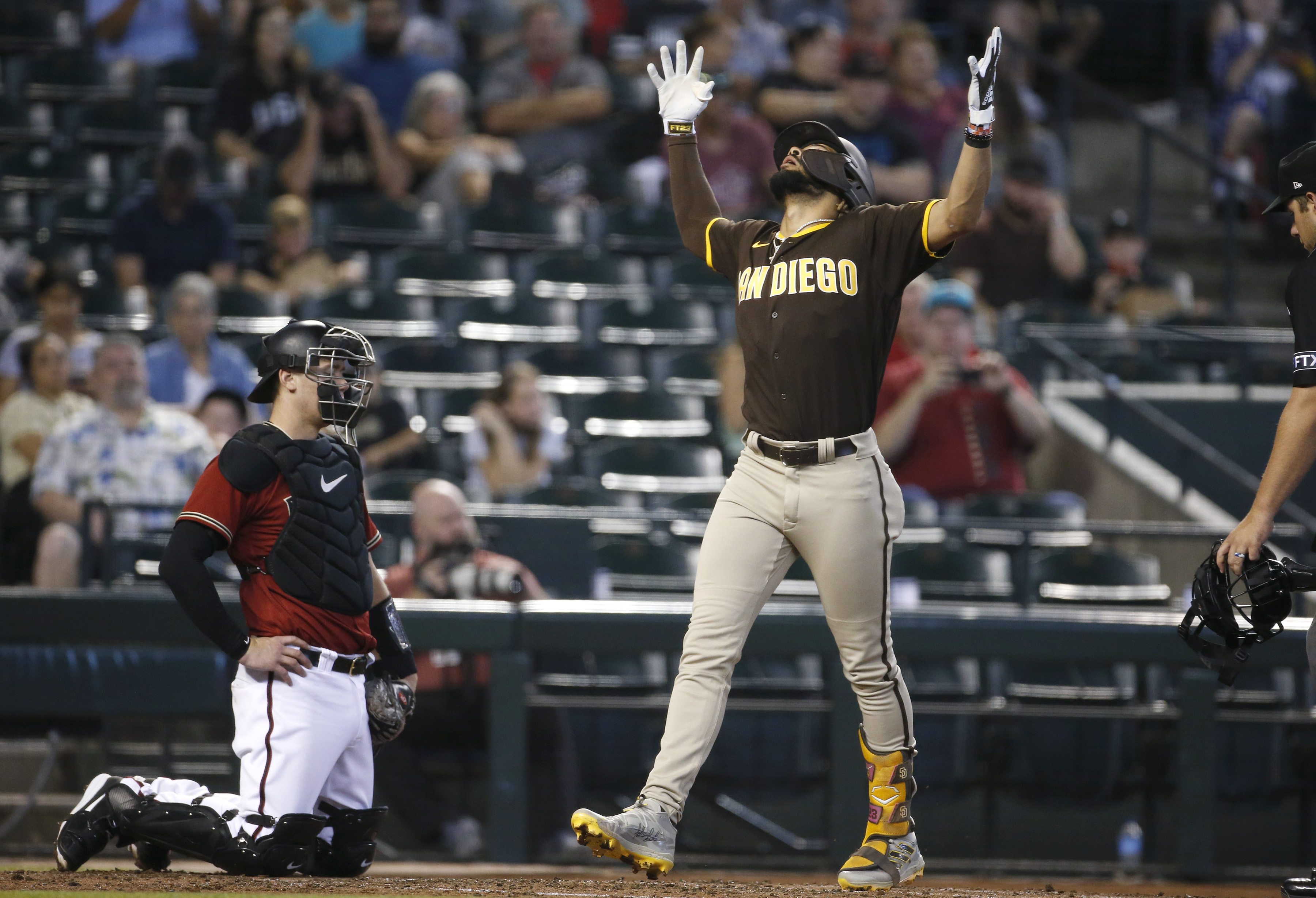 Return Of The King! Tatis Hits 2 Towering Homers, Padres Resume Quest ...