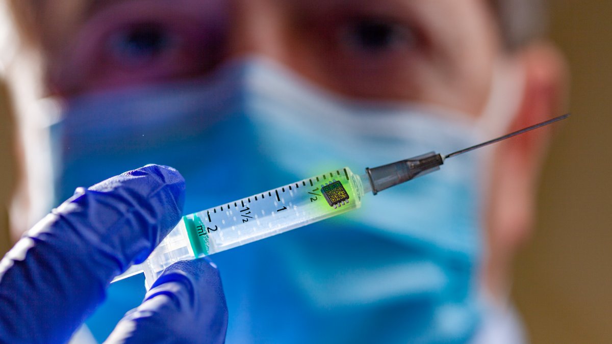 Why It's Not Possible for the Covid Vaccines to Contain a Magnetic Tracking Chip That Connects to 5G - Vimarsana News