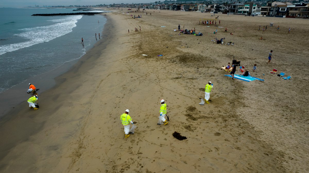 EXPLAINER: What's Happening With the California Oil Spill? - Vimarsana News