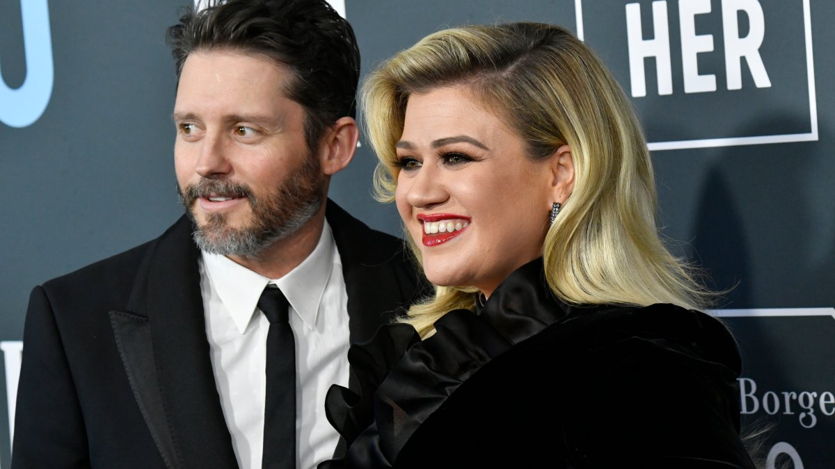Kelly Clarkson Is Awarded the $10.4 Million Montana Ranch in Divorce From Brandon Blackstock – NBC 7 San Diego - Vimarsana News