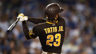 Tatis Jr.'s birthday celebration, Cruz introduced and Cervelli's throwback