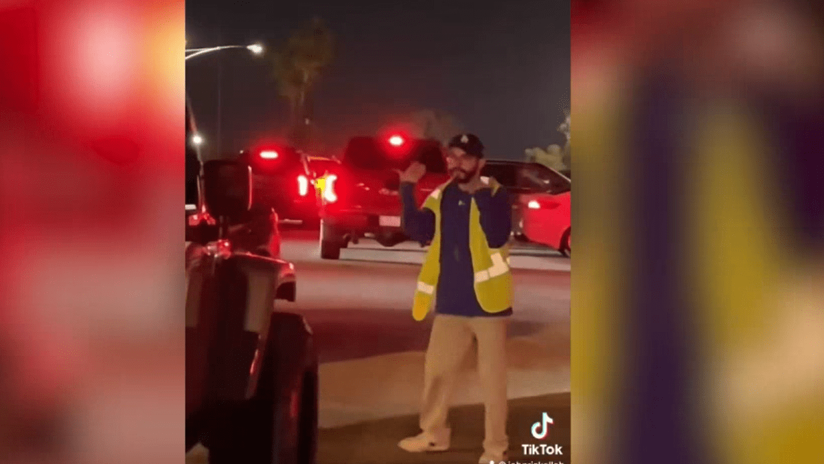 TikToker Jumps Into Action in Dodger Stadium Traffic Jam – NBC 7 San Diego - Vimarsana News