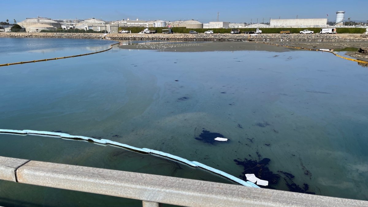 Huntington Beach Oil Spill: Beach Closures and More – NBC 7 San Diego - Vimarsana News