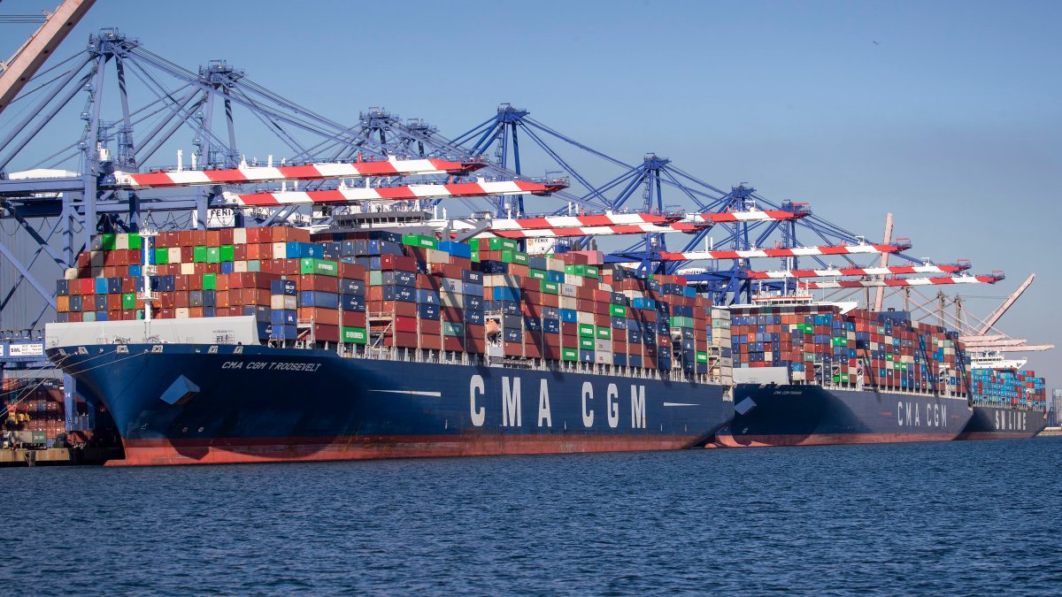 Supply-Chain Concerns Increase As Holidays Approach - Vimarsana News