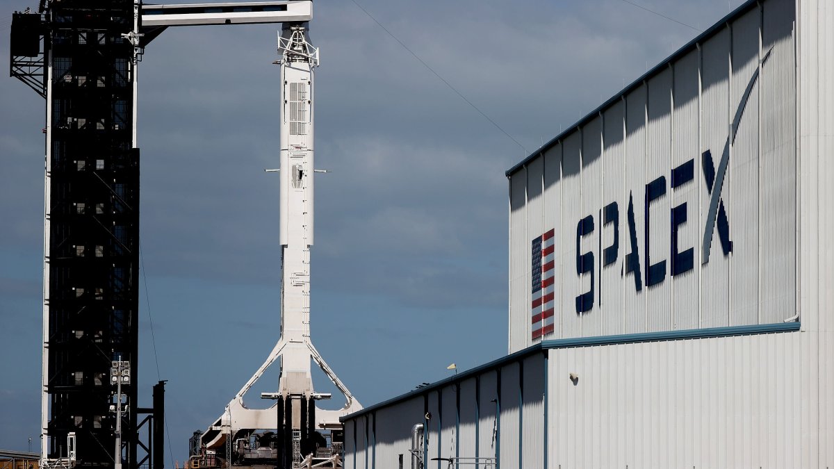Hawthorne-Based SpaceX Launch COSMO Cape Canaveral – NBC 7 San Diego - Vimarsana News