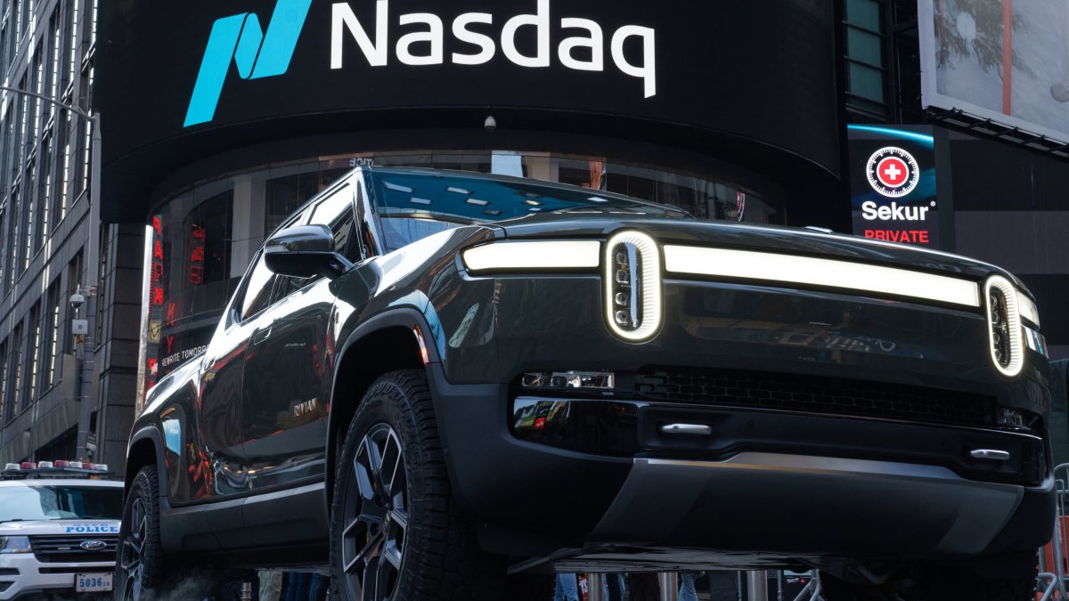 Shares of EV Start-Up Rivian Hit New Low Following Production Snags and Q3 Results - Vimarsana News