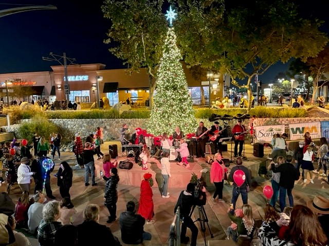 Santee Continues Christmas Celebration After Pandemic Hiatus – NBC 7 ...