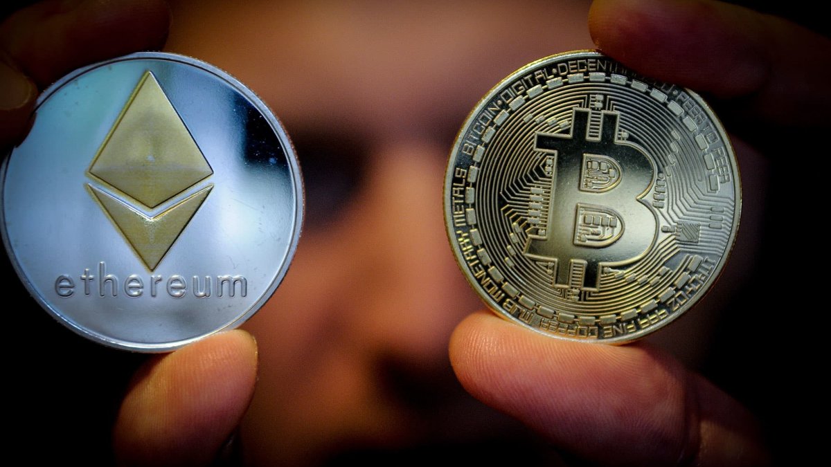 Bitcoin and Ether Prices Drop Sharply, Falling More Than 10% - Vimarsana News
