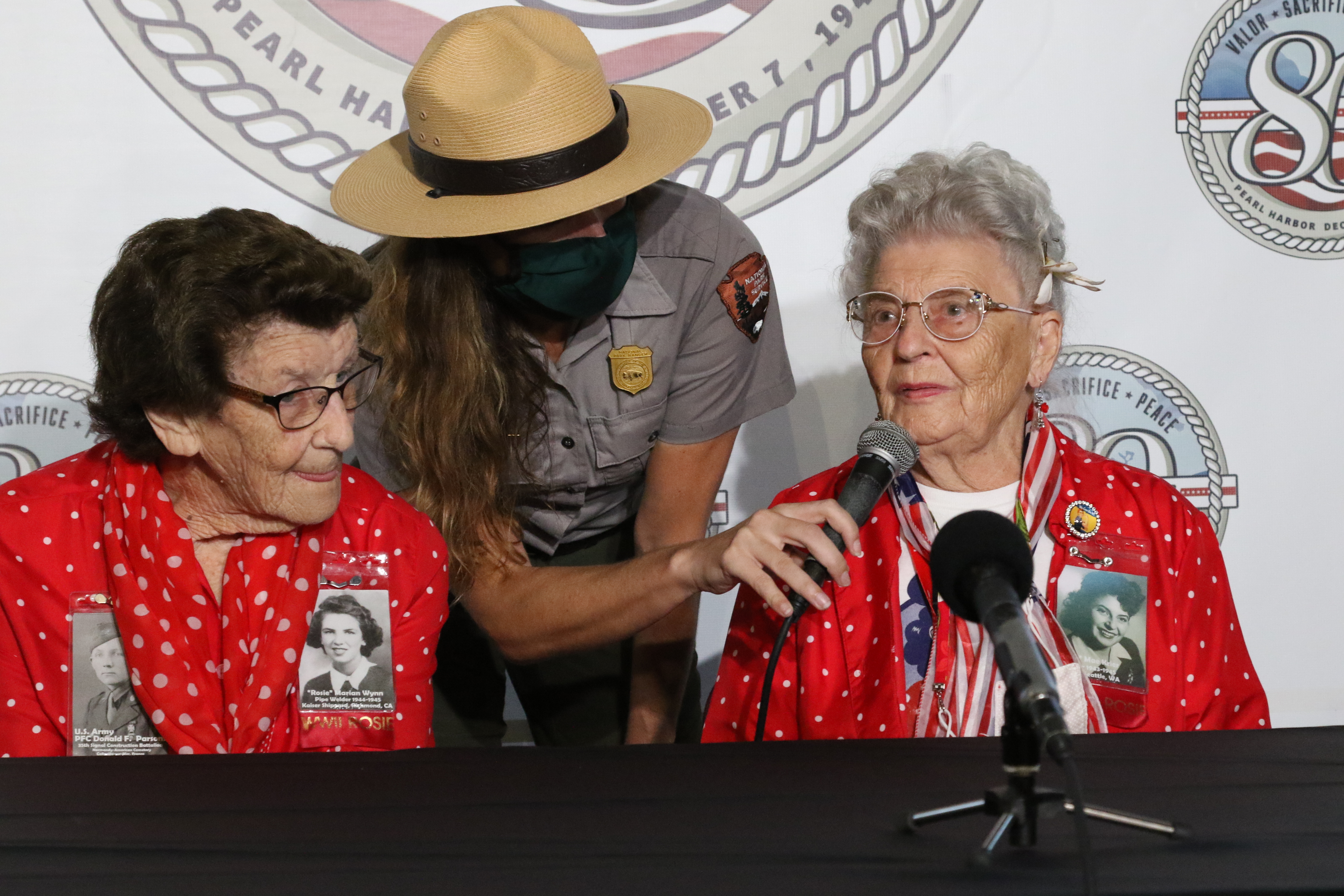 Survivors Gather To Remember Those Lost At Pearl Harbor 80 Years Ago ...