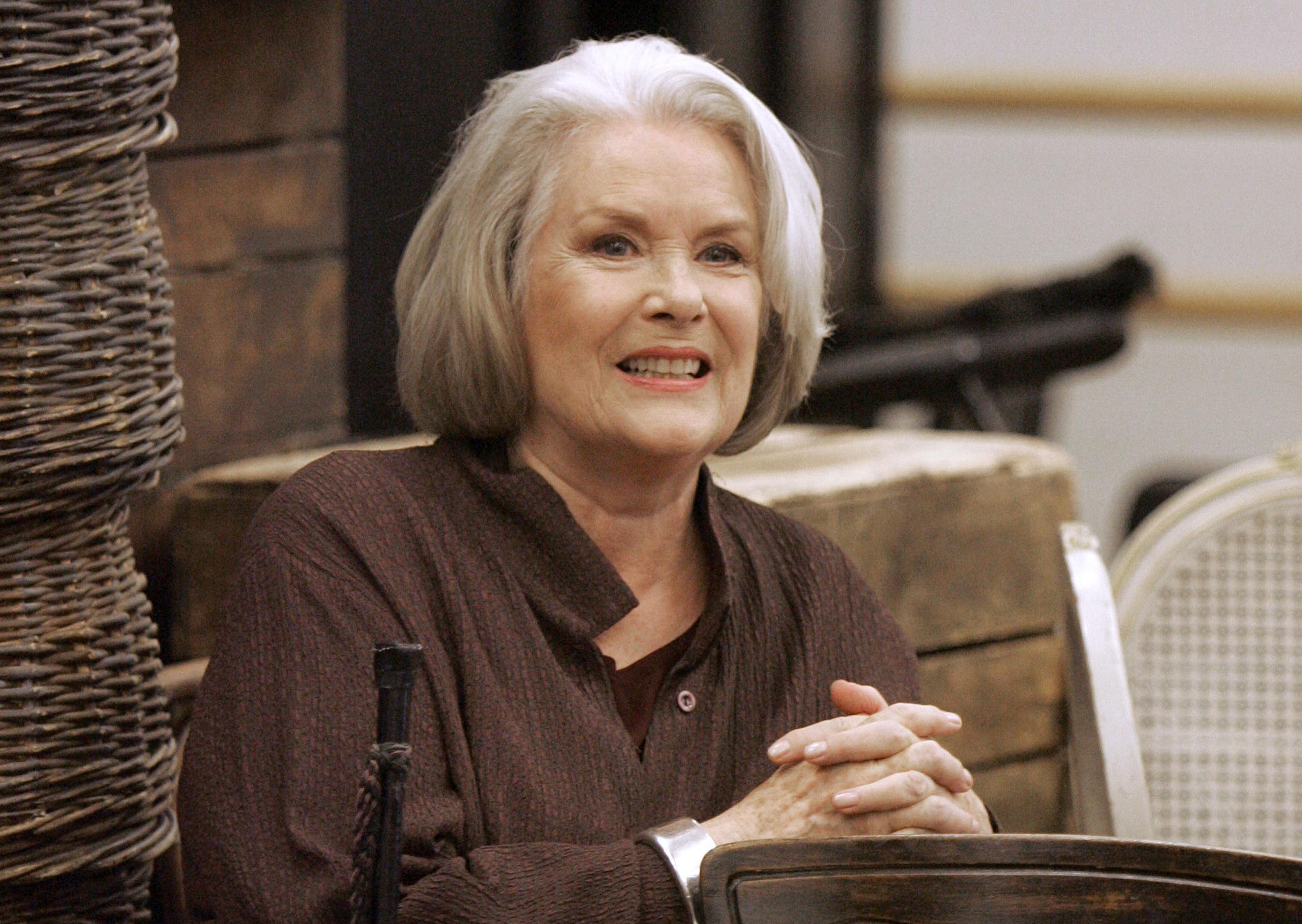 'Chitty Chitty Bang Bang' Actor Sally Ann Howes Dies at 91 – NBC 7 San Diego - Vimarsana News