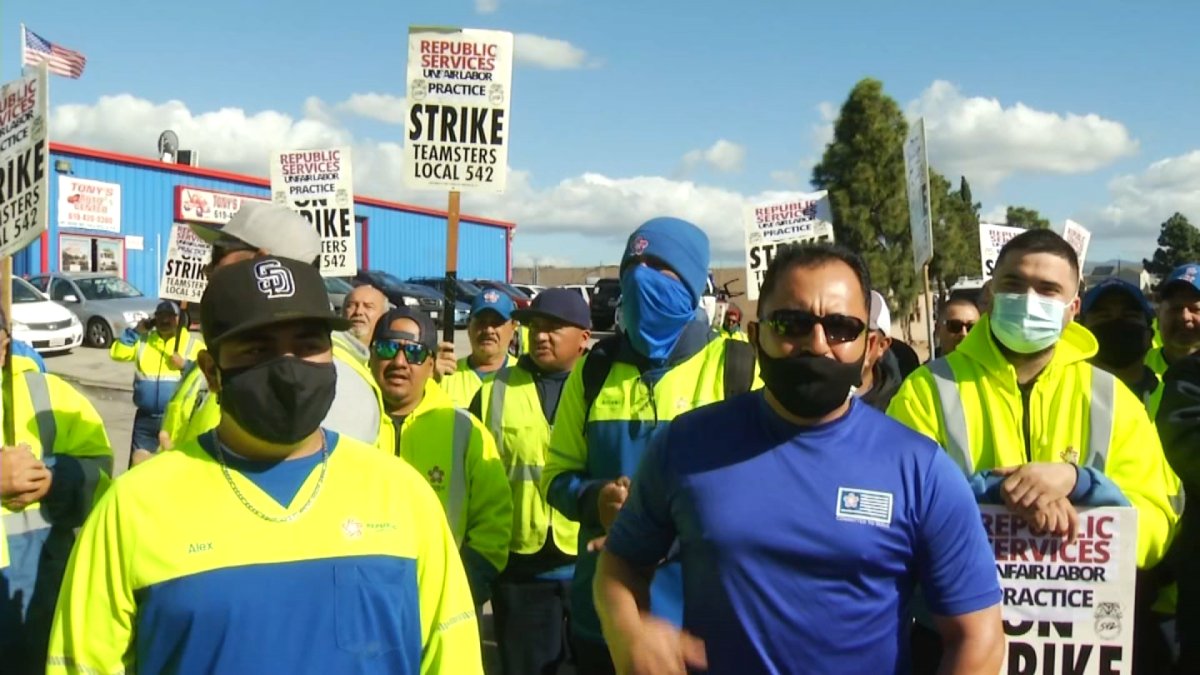 Local 542 Union Holds Rally After Chula Vista Garbage Collection Strike