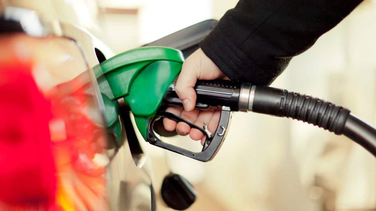 Fewer Tijuanans Put Gas in California as Gas Prices Increase - Vimarsana News