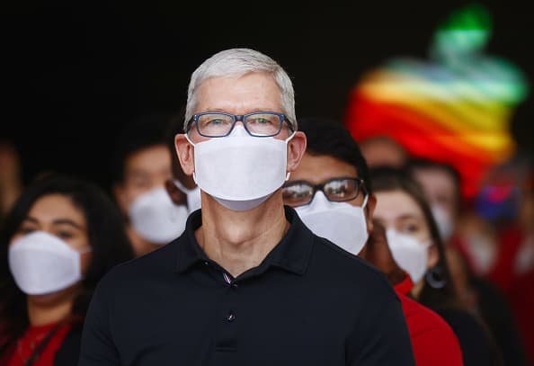 Apple Is Like a 'Freight Train at the Moment,' Tech Analyst Says – NBC 7 San Diego - Vimarsana News